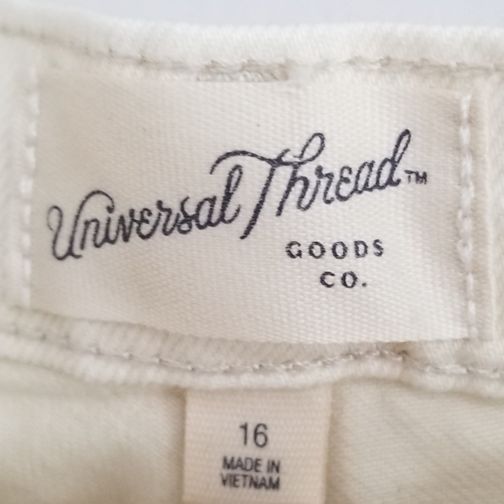NWT Universal Thread Off White Cuffed Cropped Vin… - image 8